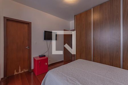 Apartamento à venda com 243m², 4 quartos e 2 vagasSuíte