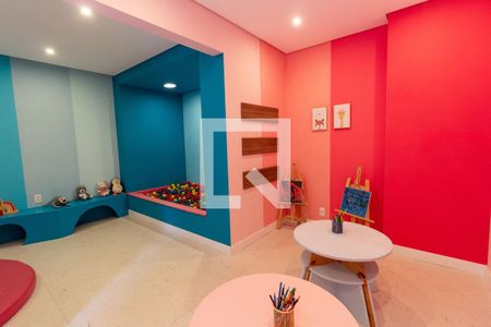 Apartamento para alugar com 38m², 2 quartos e sem vagaÁrea comum - Brinquedoteca