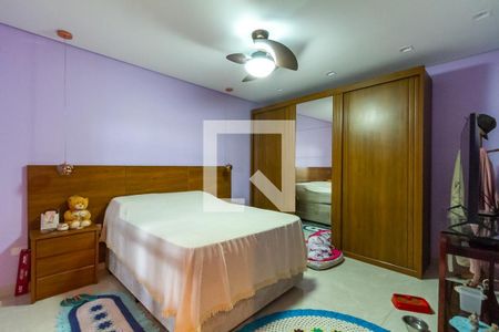 Casa à venda com 210m², 3 quartos e sem vagaSuíte