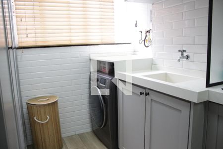 Apartamento à venda com 93m², 2 quartos e 2 vagasÁrea de Serviço