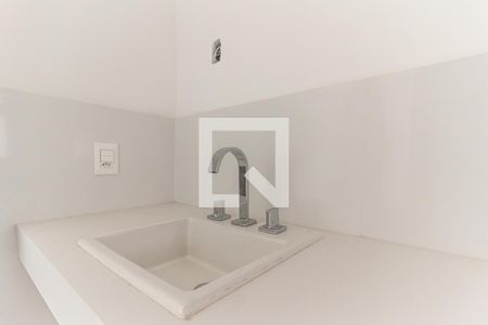 Apartamento à venda com 260m², 3 quartos e 3 vagas Apartamento à venda com 260m², 3 quartos e 3 vagasBanheiro da Suíte 2