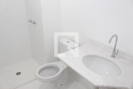 Banheiro de kitnet/studio à venda com 1 quarto, 27m² em República, São Paulo