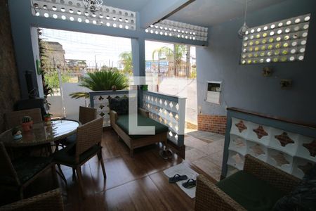 Casa à venda com 300m², 3 quartos e 2 vagasvaranda