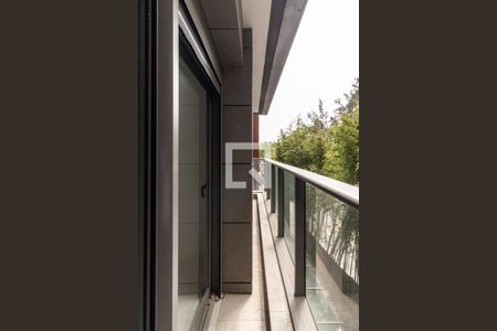 Apartamento à venda com 260m², 3 quartos e 3 vagasVaranda da Suíte 1