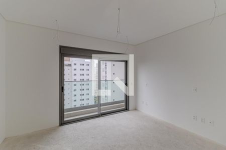 Apartamento à venda com 520m², 4 quartos e 3 vagas Apartamento à venda com 520m², 4 quartos e 3 vagasSuíte 2