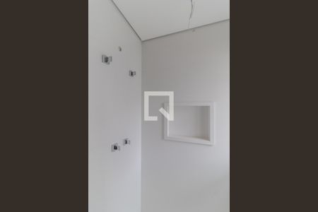 Apartamento à venda com 520m², 4 quartos e 3 vagas Apartamento à venda com 520m², 4 quartos e 3 vagasBanheiro da Suíte 2