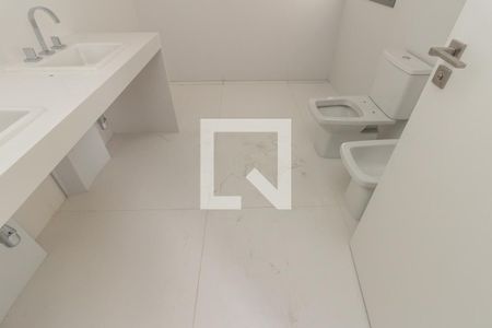 Apartamento à venda com 260m², 3 quartos e 3 vagasBanheiro 1 - Suíte