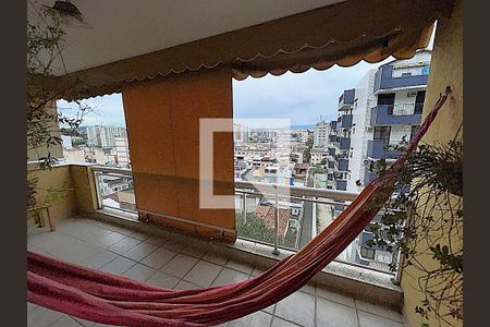 Apartamento à venda com 220m², 3 quartos e 2 vagasVaranda da suíte