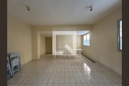 Apartamento à venda com 220m², 3 quartos e 2 vagasÁrea comum - Salão de festas