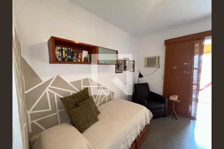 Apartamento à venda com 220m², 3 quartos e 2 vagasQuarto 3