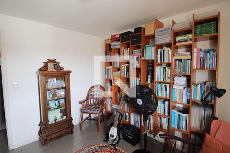 Apartamento à venda com 220m², 3 quartos e 2 vagasQuarto 1