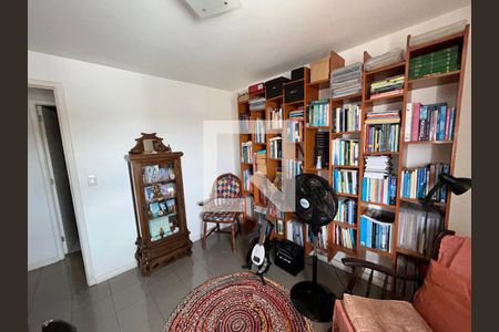 Apartamento à venda com 220m², 3 quartos e 2 vagasQuarto 1