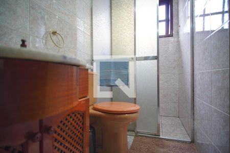 Casa à venda com 140m², 4 quartos e 4 vagasBanheiro Corredor