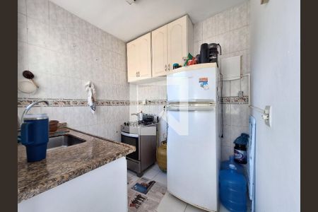 Apartamento à venda com 69m², 2 quartos e sem vaga Apartamento à venda com 69m², 2 quartos e sem vagaCozinha