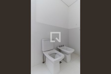 Apartamento à venda com 260m², 3 quartos e 3 vagasBanheiro da Suíte 3