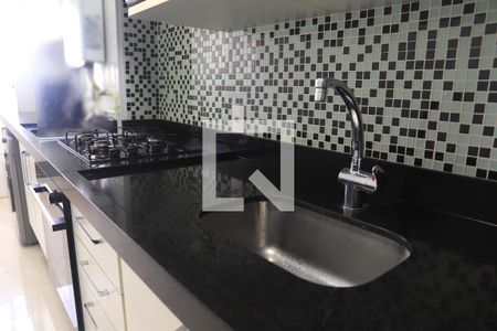 Apartamento à venda com 70m², 3 quartos e 2 vagasCozinha