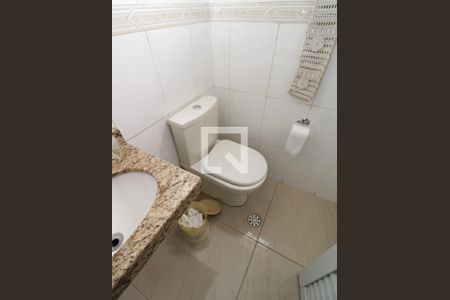 Casa à venda com 100m², 2 quartos e sem vagaLavabo