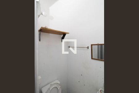 Casa à venda com 100m², 2 quartos e sem vagaBanheiro de serviço