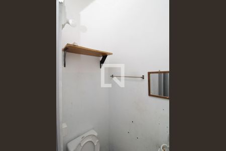Casa à venda com 100m², 2 quartos e sem vagaBanheiro de serviço