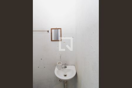 Casa à venda com 100m², 2 quartos e sem vagaBanheiro de serviço