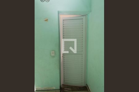 Casa à venda com 100m², 2 quartos e sem vagaLavabo