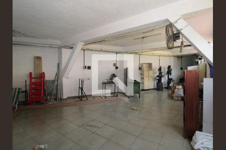 Garagem de casa à venda com 2 quartos, 100m² em Vila Nova Carolina, São Paulo