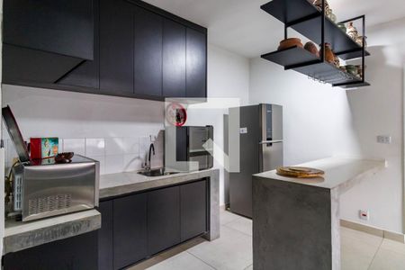Casa à venda com 575m², 4 quartos e 11 vagasCozinha 2