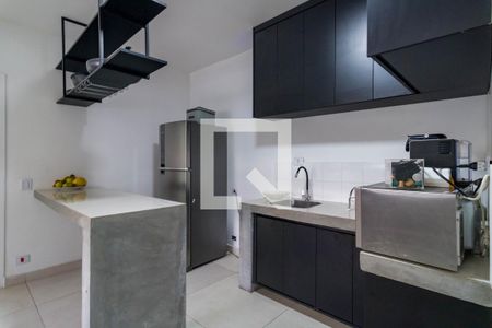 Casa à venda com 575m², 4 quartos e 11 vagasCozinha 2