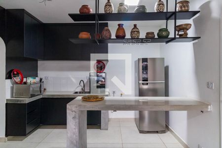 Casa à venda com 575m², 4 quartos e 11 vagasCozinha 2