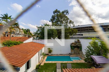 Casa à venda com 575m², 4 quartos e 11 vagasQuarto/varanda