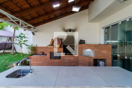 Casa à venda com 575m², 4 quartos e 11 vagasÁrea comum