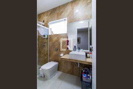 Casa à venda com 575m², 4 quartos e 11 vagasBanheiro 3