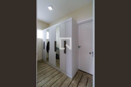 Casa à venda com 575m², 4 quartos e 11 vagasQuarto 2