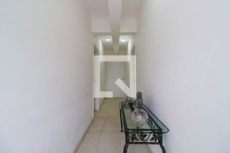 Casa à venda com 575m², 4 quartos e 11 vagasCorredor