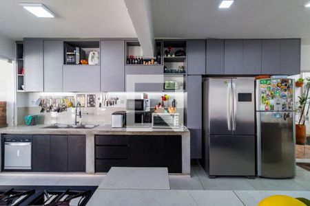 Casa à venda com 575m², 4 quartos e 11 vagasCozinha