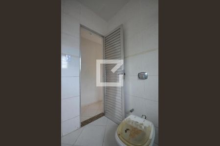 Apartamento para alugar com 90m², 2 quartos e sem vagaBanheiro
