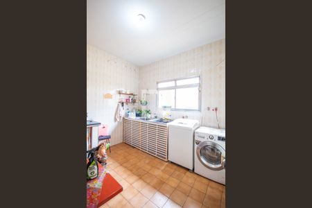 Casa à venda com 232m², 4 quartos e 2 vagasÁrea de Serviço