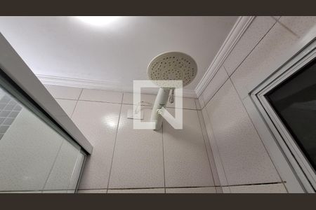Apartamento para alugar com 69m², 2 quartos e 1 vaga Apartamento para alugar com 69m², 2 quartos e 1 vagaBanheiro social