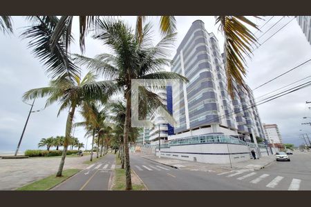 Apartamento para alugar com 69m², 2 quartos e 1 vaga Apartamento para alugar com 69m², 2 quartos e 1 vagaFachada