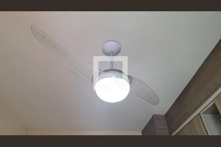Apartamento para alugar com 69m², 2 quartos e 1 vaga Apartamento para alugar com 69m², 2 quartos e 1 vagaDetalhe da suíte