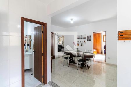 Casa à venda com 203m², 2 quartos e 4 vagasSala de Jantar
