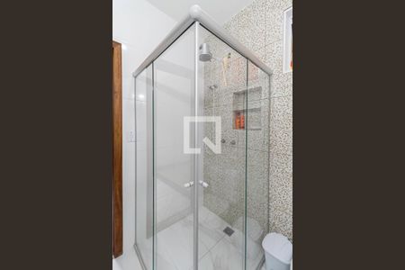 Casa à venda com 203m², 2 quartos e 4 vagasBanheiro social 