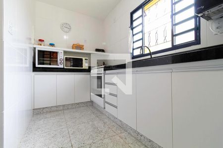Casa à venda com 203m², 2 quartos e 4 vagasCozinha