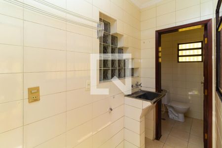 Casa para alugar com 264m², 3 quartos e 6 vagasÁrea de Serviço