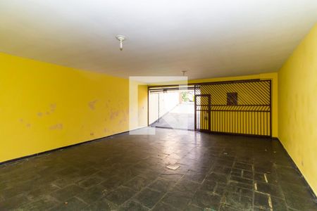 Casa para alugar com 264m², 3 quartos e 6 vagasGaragem