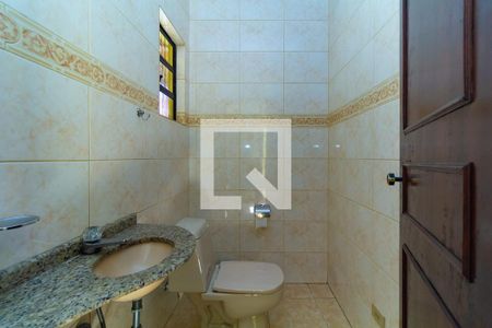 Casa para alugar com 264m², 3 quartos e 6 vagasBanheiro 3