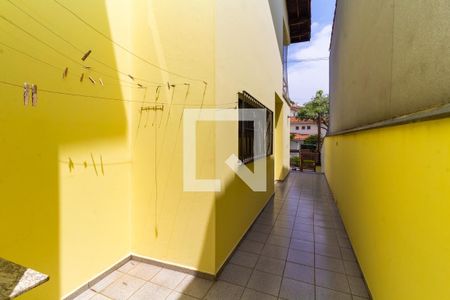 Casa para alugar com 264m², 3 quartos e 6 vagasCorredor Externo