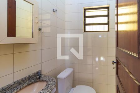 Casa para alugar com 264m², 3 quartos e 6 vagasBanheiro 5