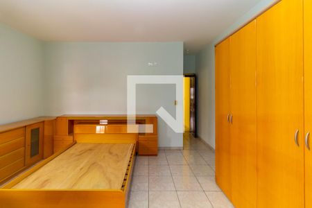 Casa para alugar com 264m², 3 quartos e 6 vagasQuarto 2 - Suíte 1