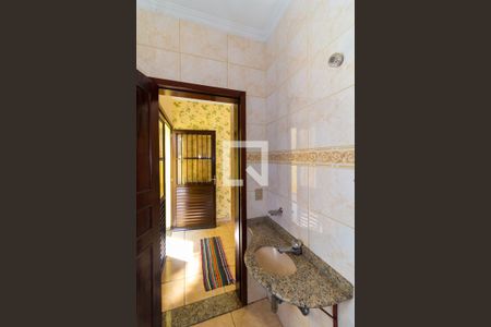 Casa para alugar com 264m², 3 quartos e 6 vagasBanheiro 3